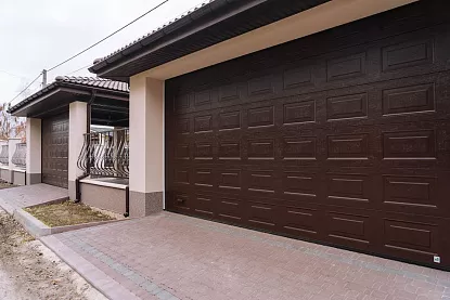 Секционные ворота Hormann LPU 42 автоматические